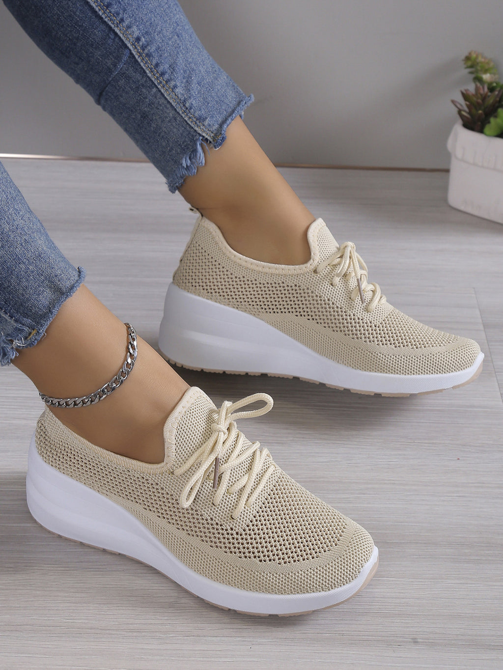 Women’s Casual Mesh Sneakers Wedge Comfort Lace Up Shoes