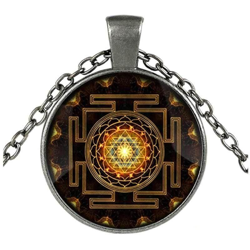 Sri Lanka Yantra Pendant Necklace – Mystical Charm - ZA-Zola