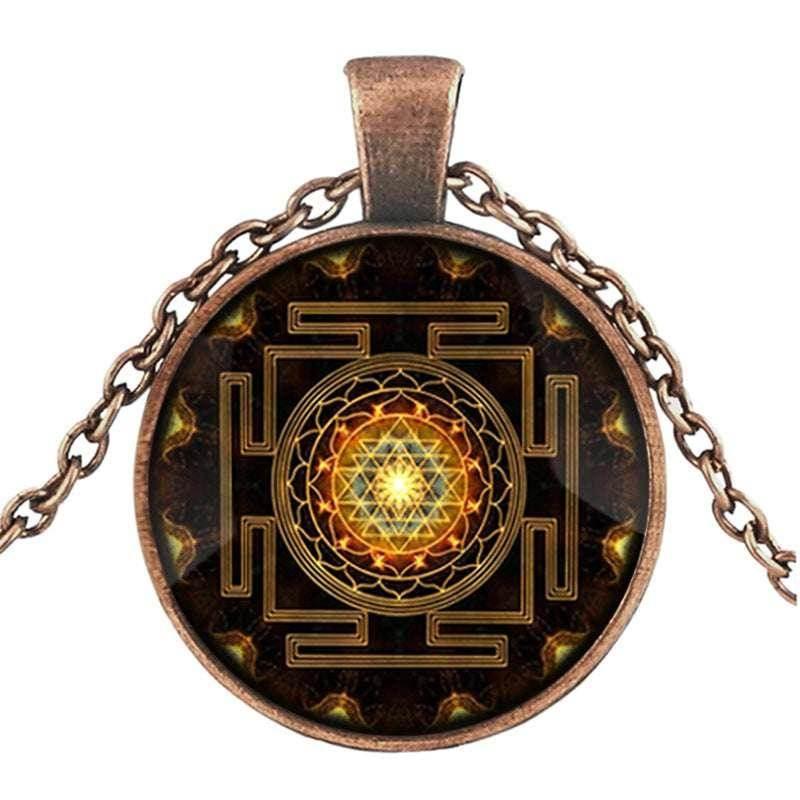 Sri Lanka Yantra Pendant Necklace – Mystical Charm - ZA-Zola