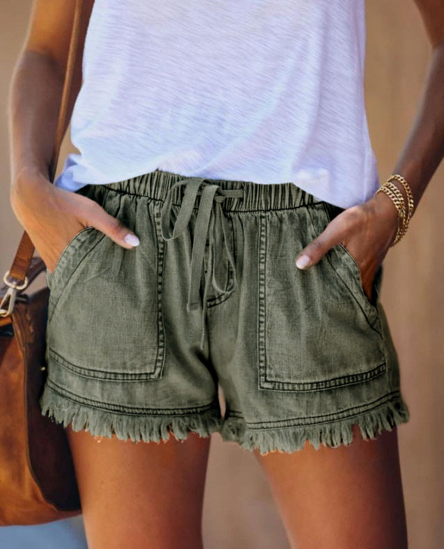 Women's Fringed Denim Shorts Casual Summer Outfit Ideas