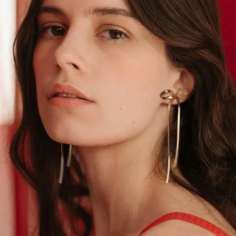 18k Gold Plated Bow Earrings – Hypoallergenic Herringbone Design - ZA-Zola