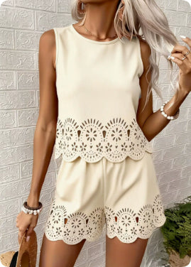 European & American Elegant Hollow Out Floral Print Women's Set
