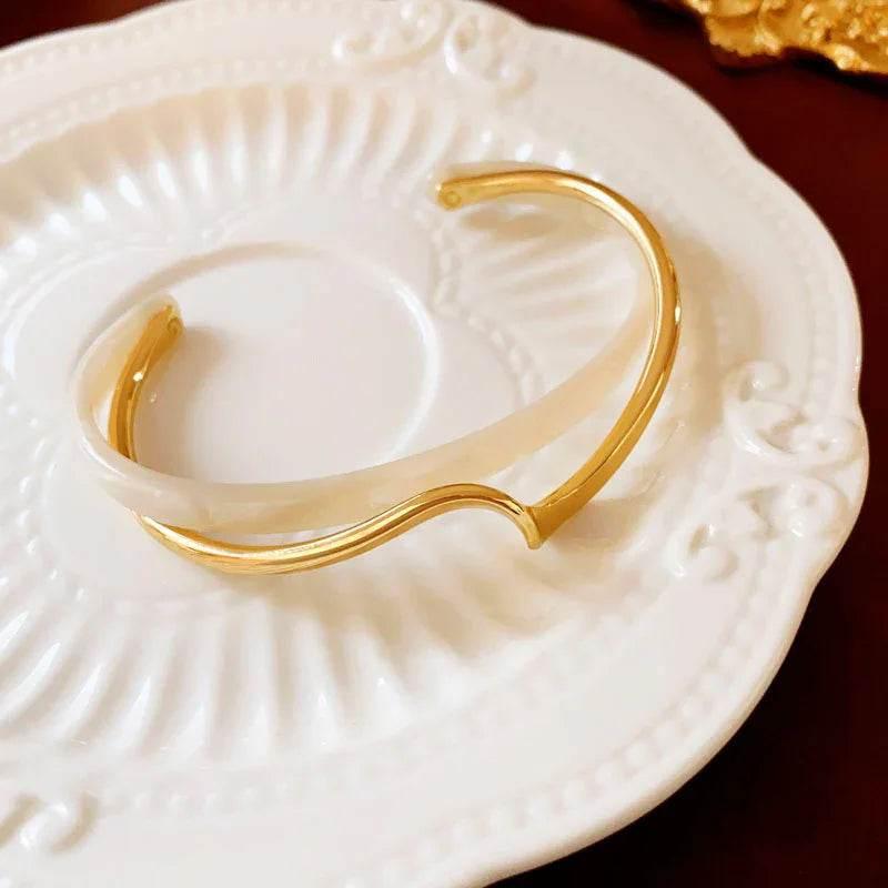 Metal White Shellfish Plate Bracelet – Adjustable & Stylish - ZA-Zola