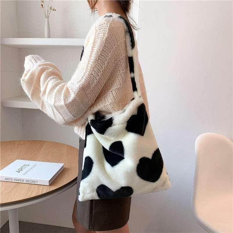 Love Heart Plush Shopping Bag | Winter Shoulder Bag - ZA-Zola
