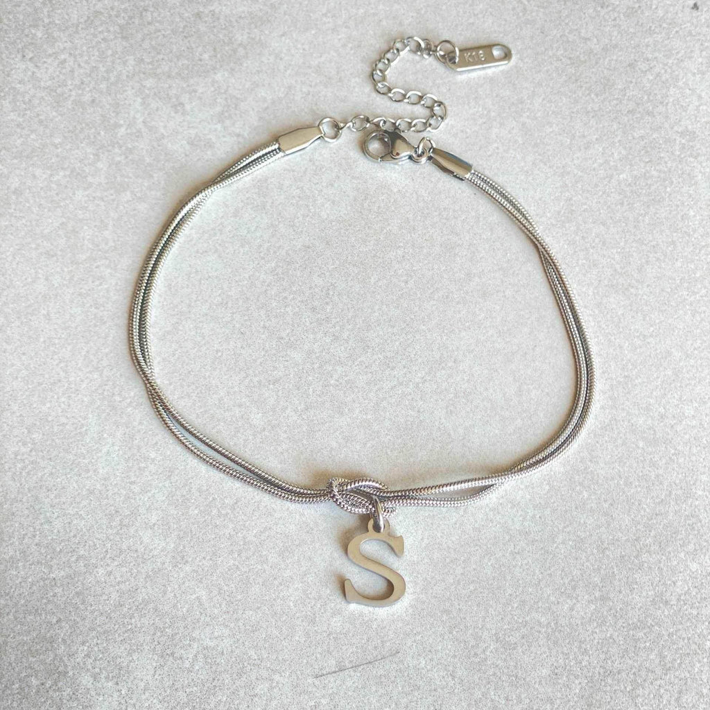 A-Z Love Knot Bracelets | Personalized Jewelry Gift - ZA-Zola