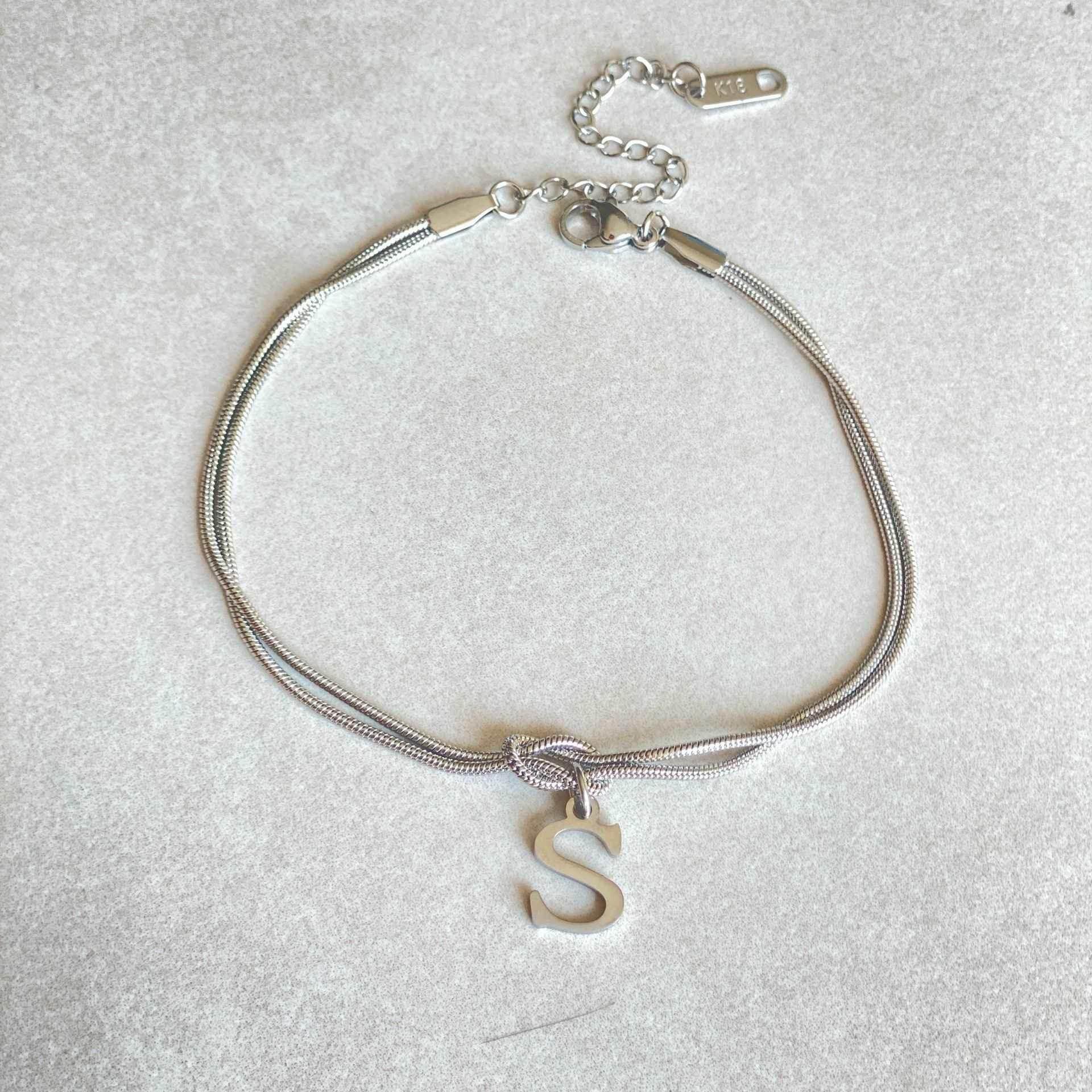 A-Z Love Knot Bracelets | Personalized Jewelry Gift - ZA-Zola