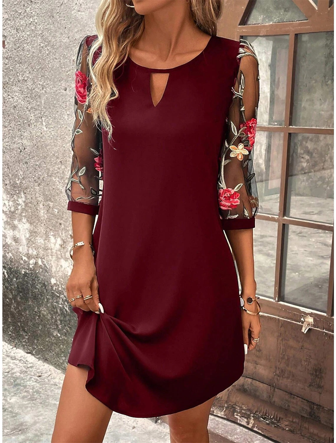 Round Neck Lace Three Quarter Sleeve Waist Tight Dress – A-Line Splicing Midi