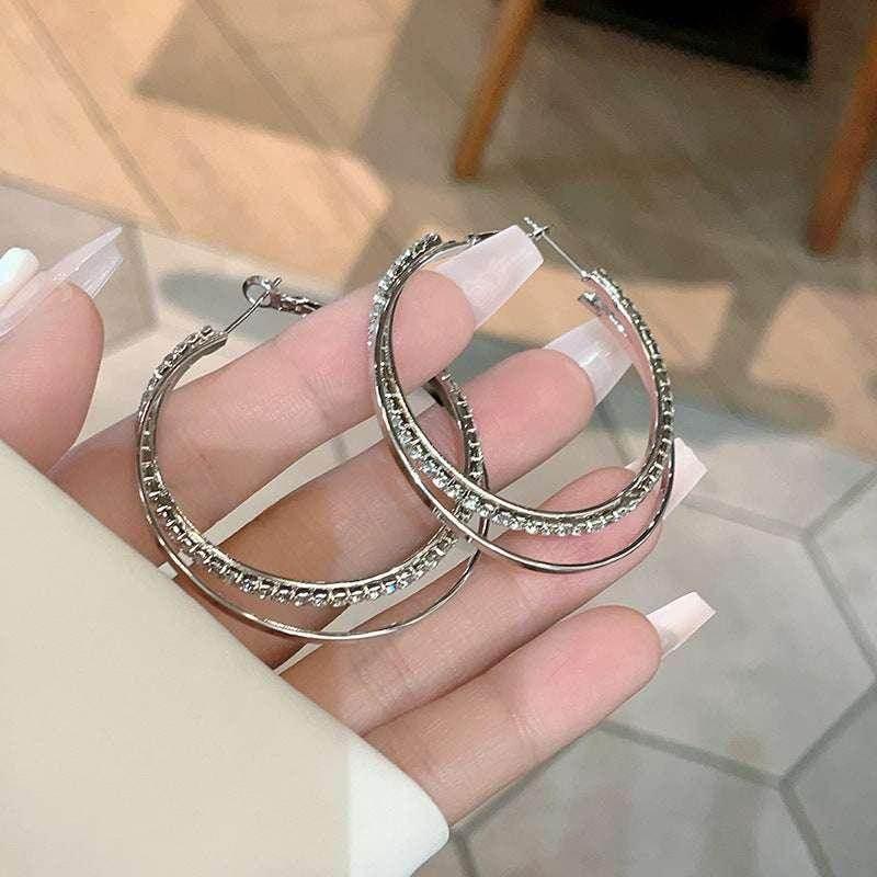Minimalist Round Metal Earrings – Cold Style Chic - ZA-Zola