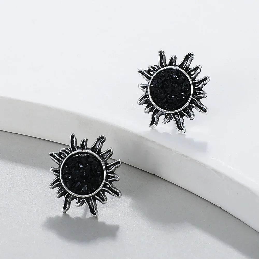 Vintage Sun Vug Stud Earrings – Geometric Unisex Jewelry - ZA-Zola