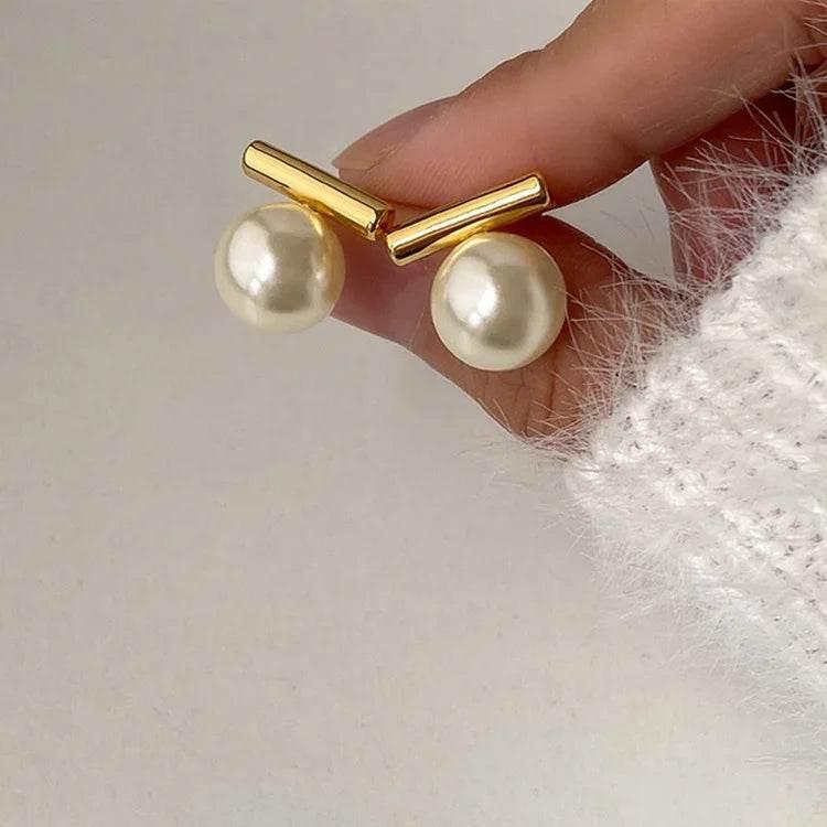 Elegant Pearl Stud Earrings | Real Gold Plated - ZA-Zola