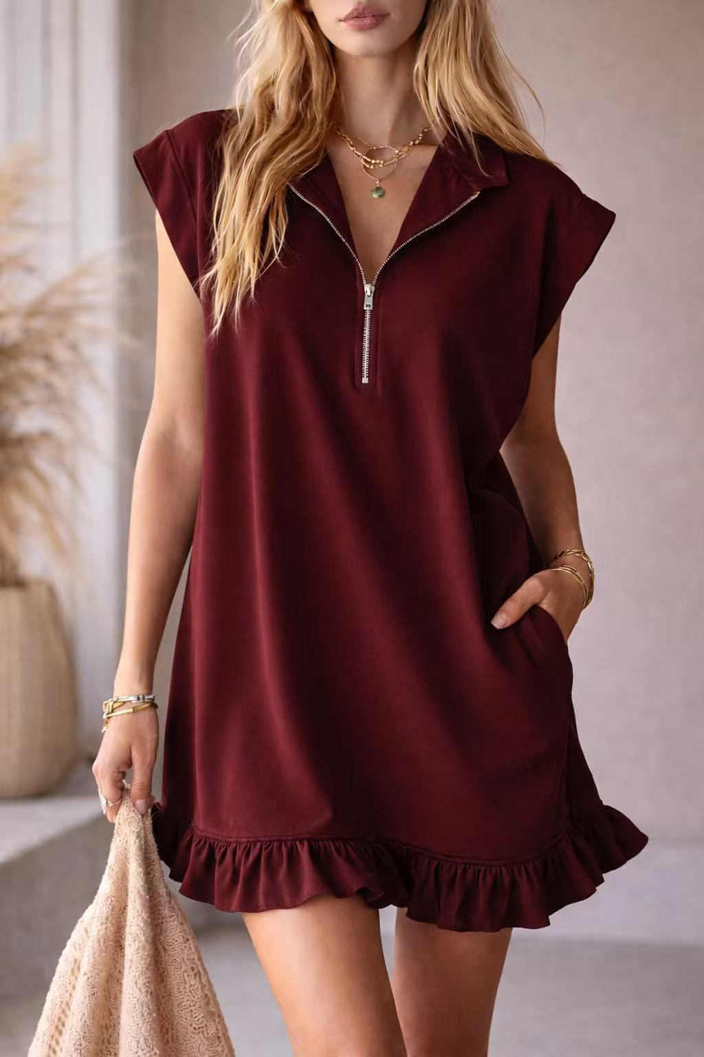 Women’s V-Neck Sleeveless Summer Dress with Pockets