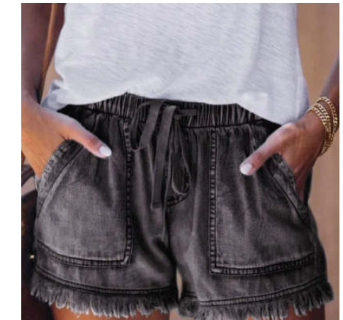 Women's Fringed Denim Shorts Casual Summer Outfit Ideas