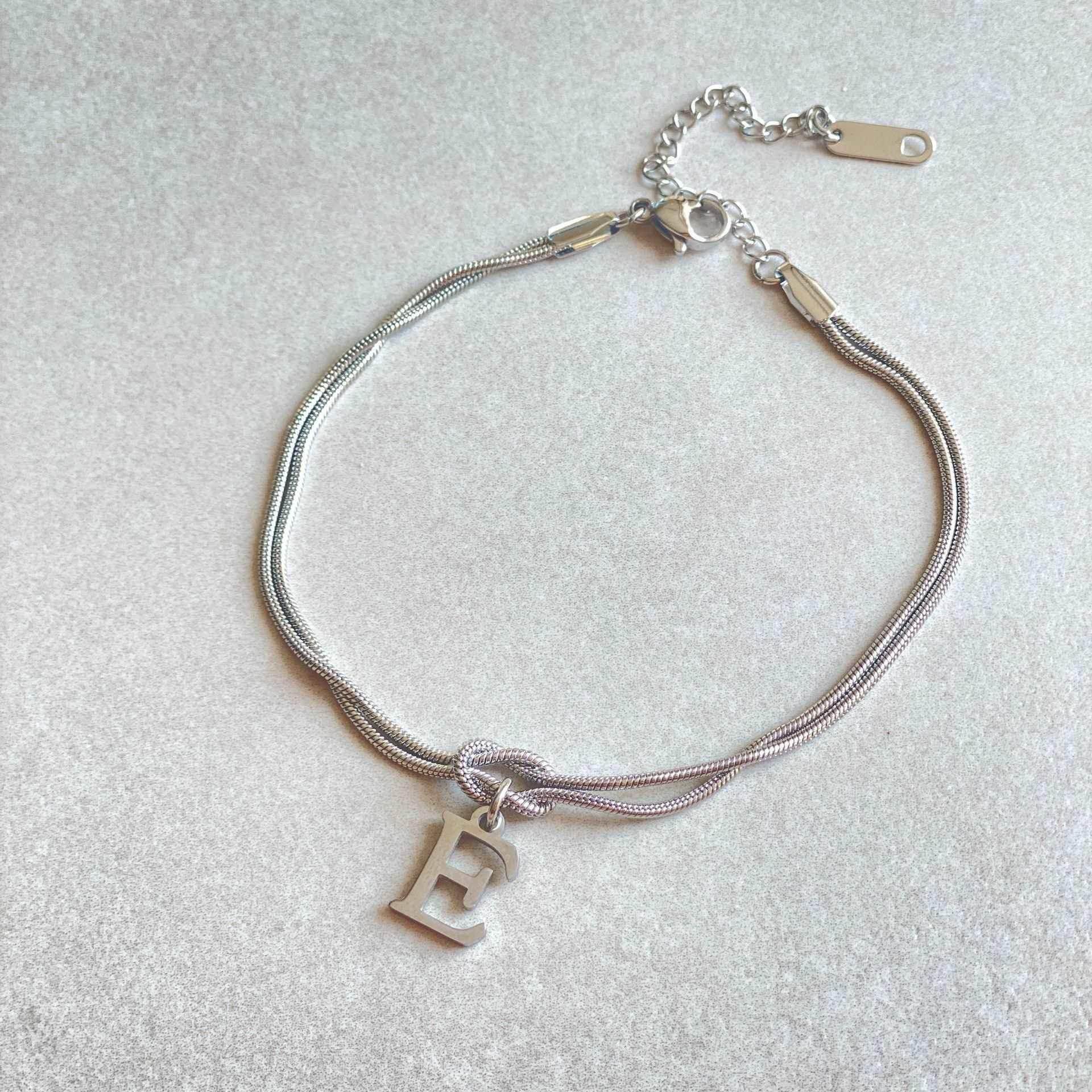 A-Z Love Knot Bracelets | Personalized Jewelry Gift - ZA-Zola