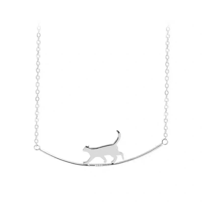 Cute Climbing Cat Pendant Necklace – Unisex Style - ZA-Zola