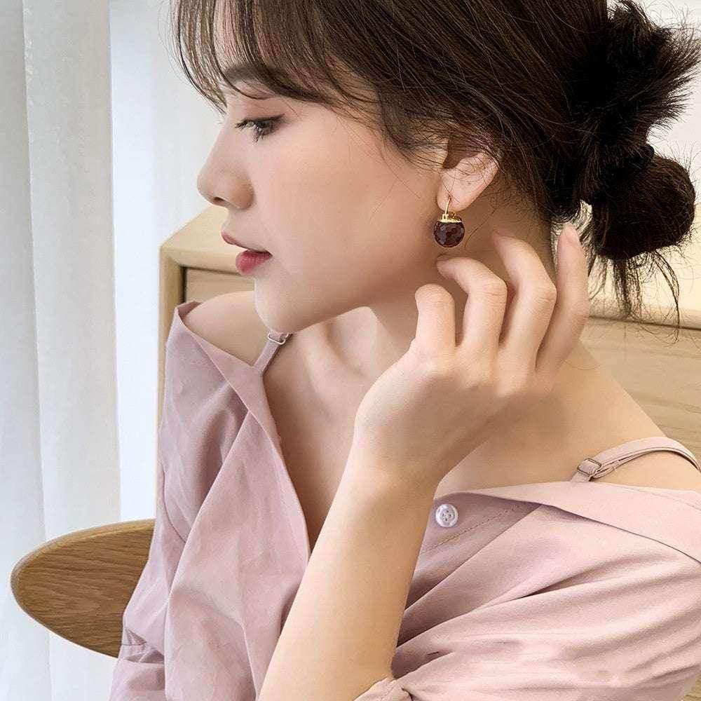 Heart-Shaped Retro Crystal Stud Earrings – Vintage - ZA-Zola