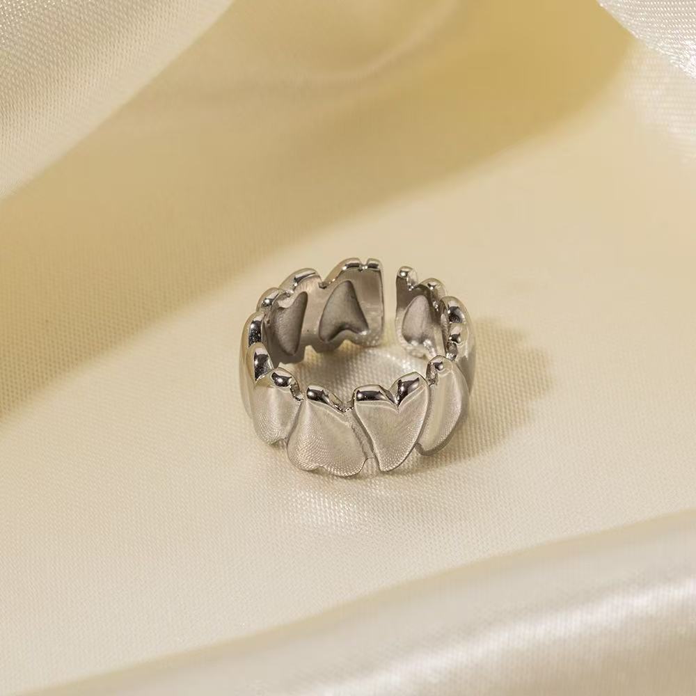 Instagram Style Minimalist Ring | Light Luxury