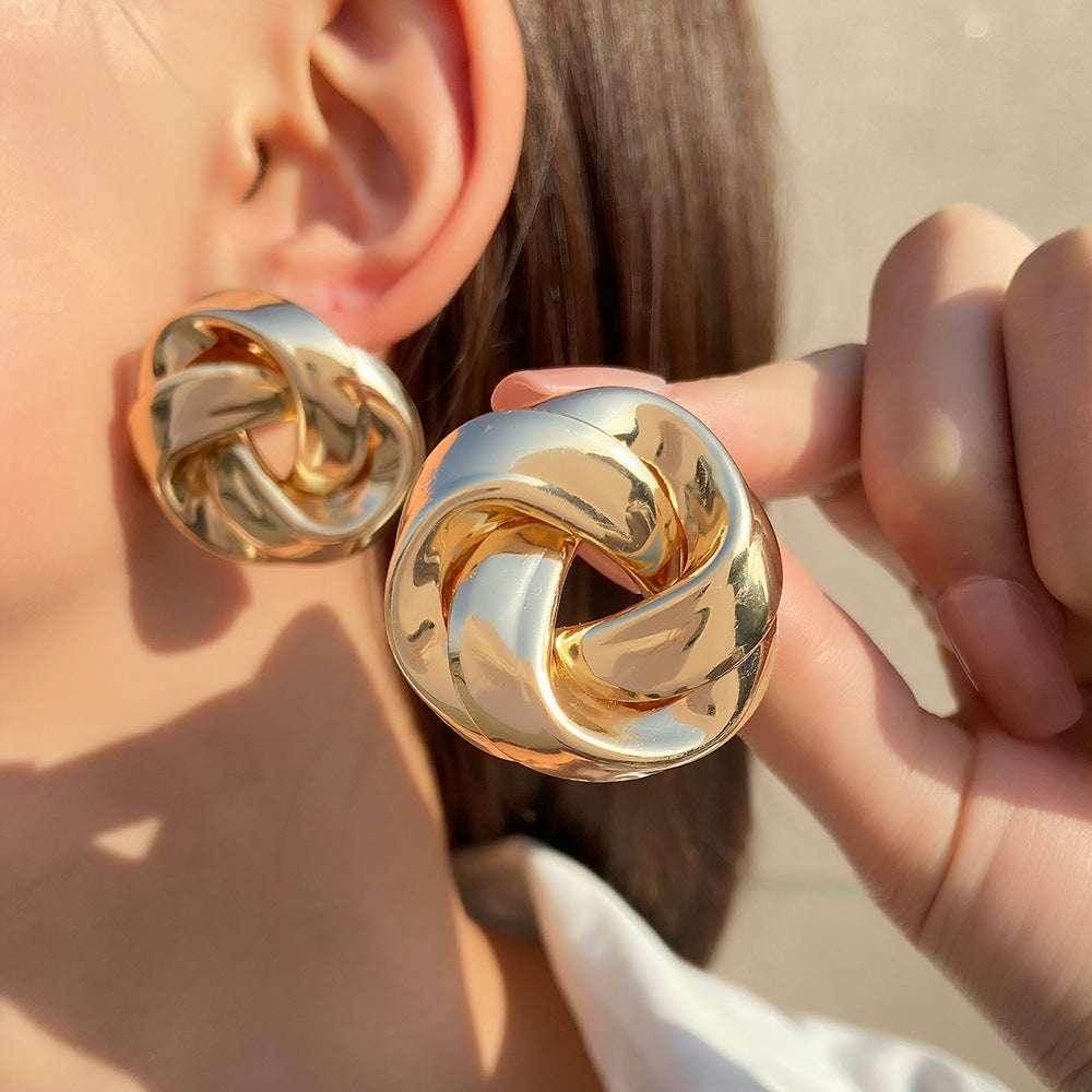 Retro Twisted Alloy Stud Earrings for Women - ZA-Zola