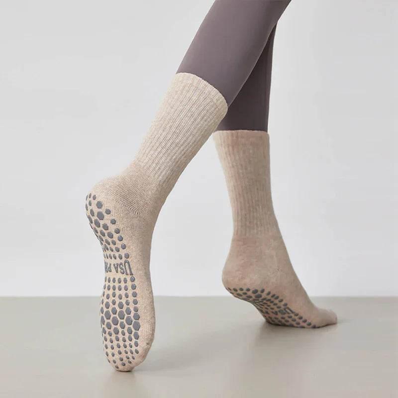 Fashionable Middle Sports Yoga Socks for Kids & Women - ZA-Zola
