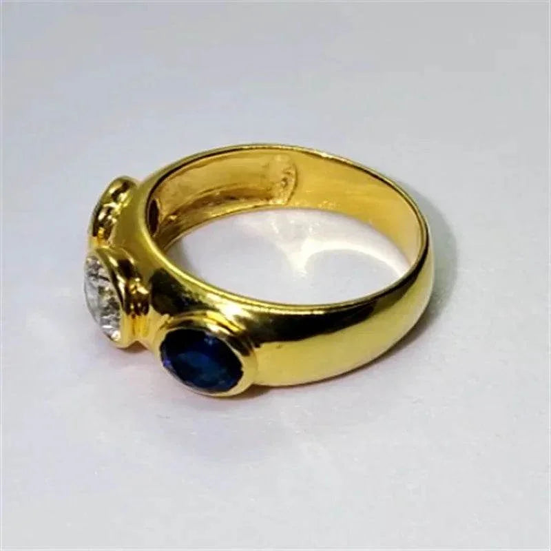 Retro Bold Gold Ring for Women – Geometric Style - ZA-Zola
