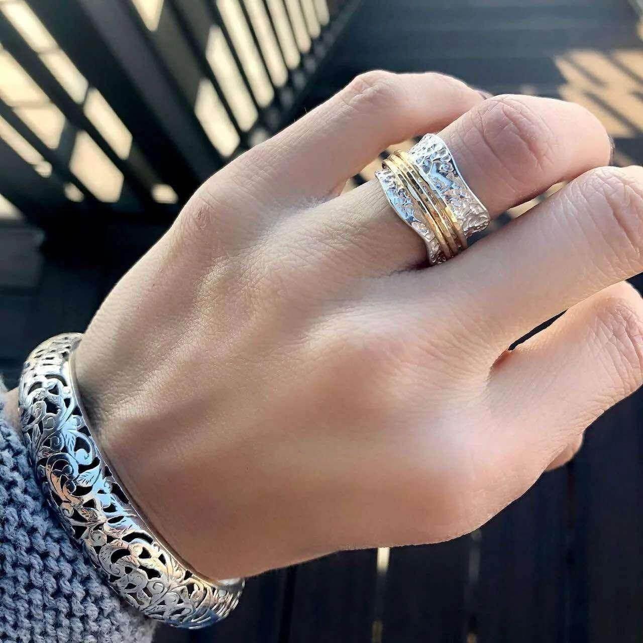 Two-Tone Rotating Pattern Ring for Women - ZA-Zola