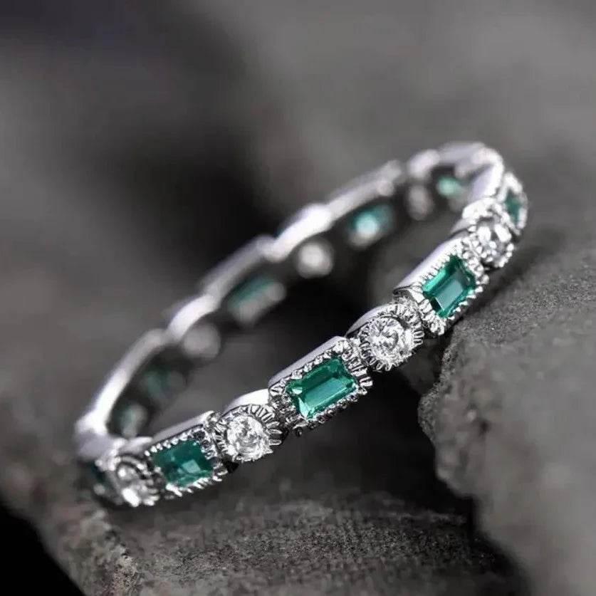 Emerald Zircon Unisex Ring in Gold & Silver - ZA-Zola