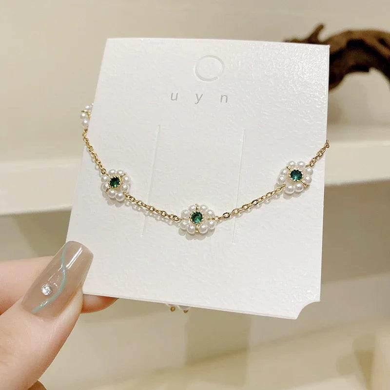 Floral Pearl Bracelet | Adjustable Chain - ZA-Zola