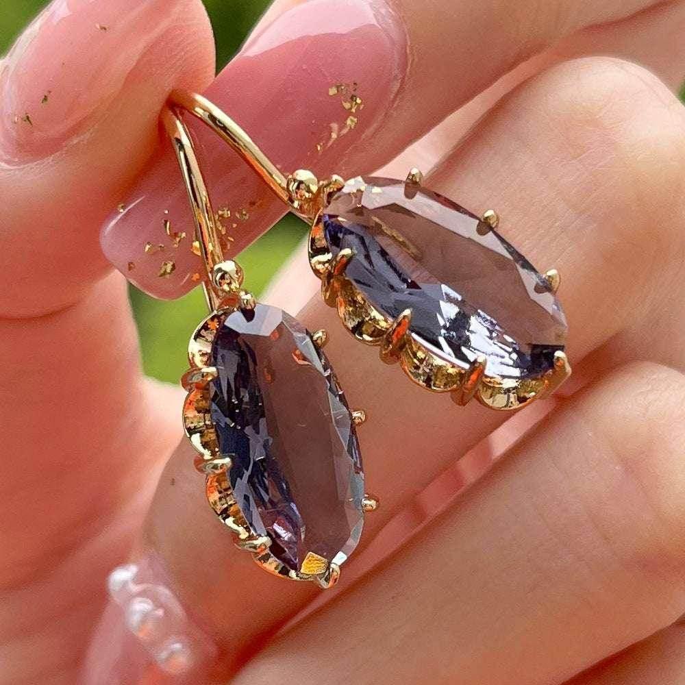 Elegant Gem Eight-Claw Buckle Earrings for Women - ZA-Zola