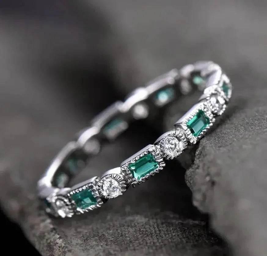 Emerald Zircon Unisex Ring in Gold & Silver - ZA-Zola