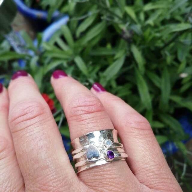 Rotatable Diamond Heart Ring for Men & Women - ZA-Zola