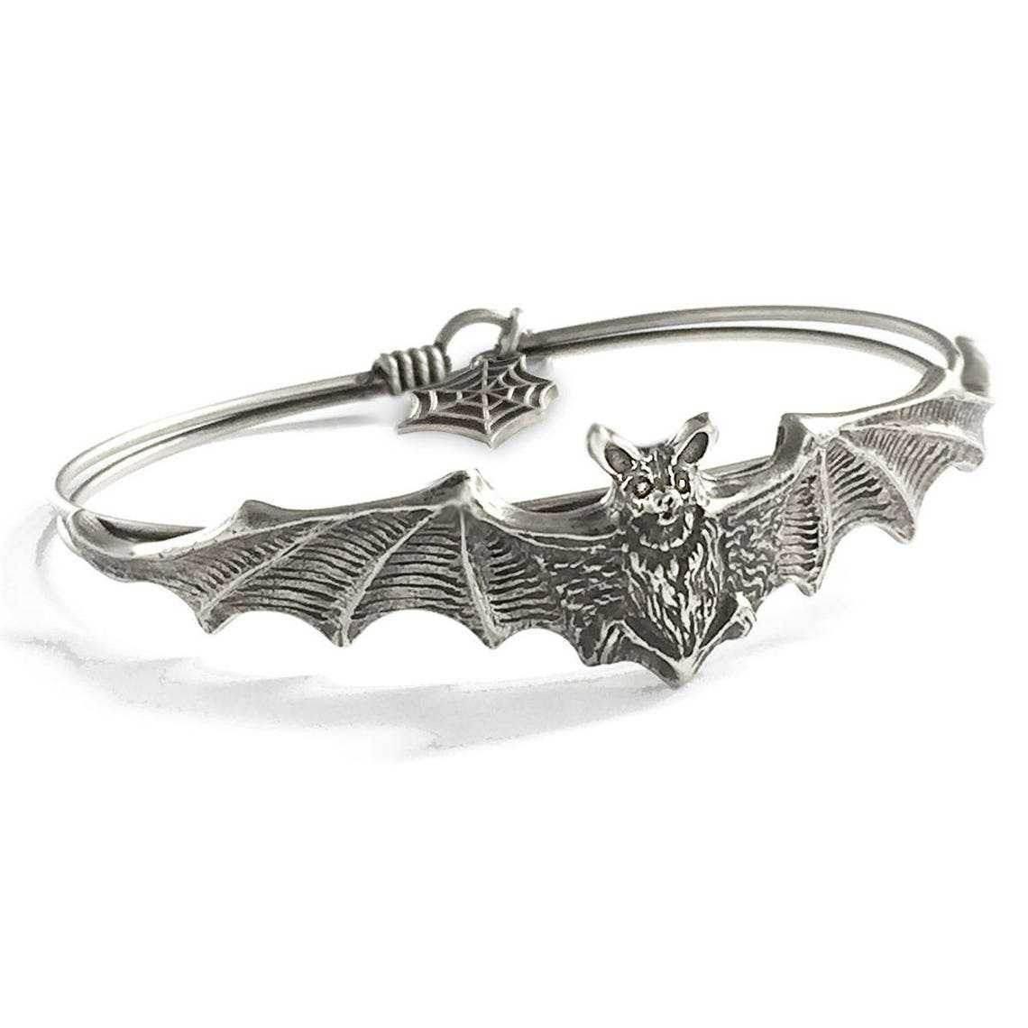 ZA-Zola Bat Bracelet – Gothic Halloween Jewelry - ZA-Zola