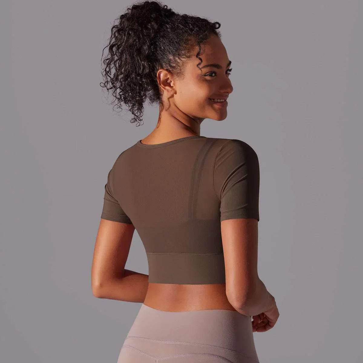 Double Layer Yoga Top - Breathable & Stylish Fit - ZA-Zola