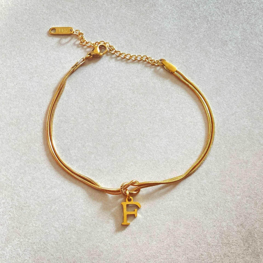 A-Z Love Knot Bracelets | Personalized Jewelry Gift - ZA-Zola