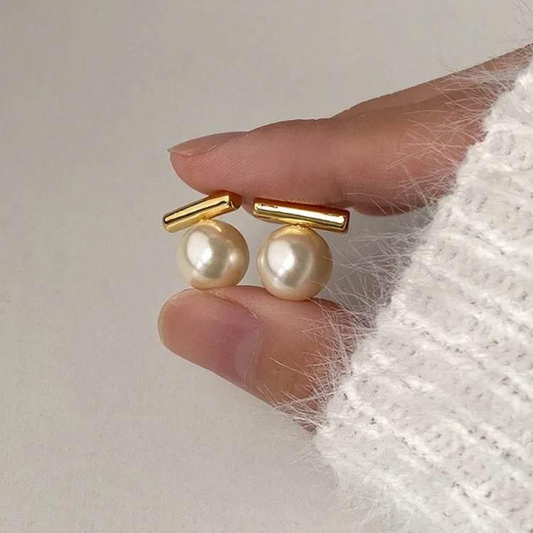 Elegant Pearl Stud Earrings | Real Gold Plated - ZA-Zola