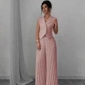 Woman wearing a pink pleated vest and wide-leg pants set, ZA-Zola trendy fashion UK
