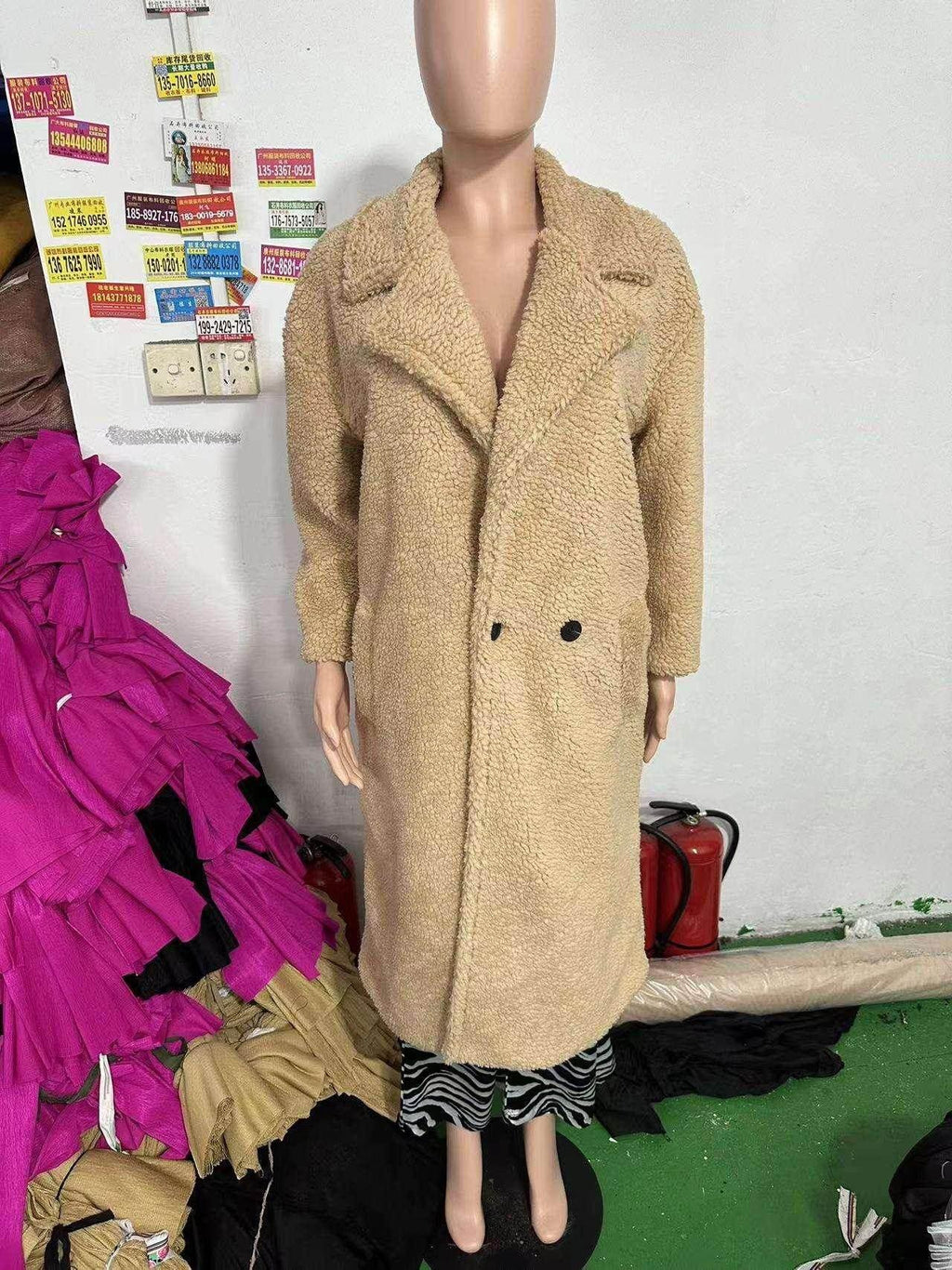 Lapel Lamb Fleece Coat with Pockets – Women’s Winter Coat - ZA-Zola