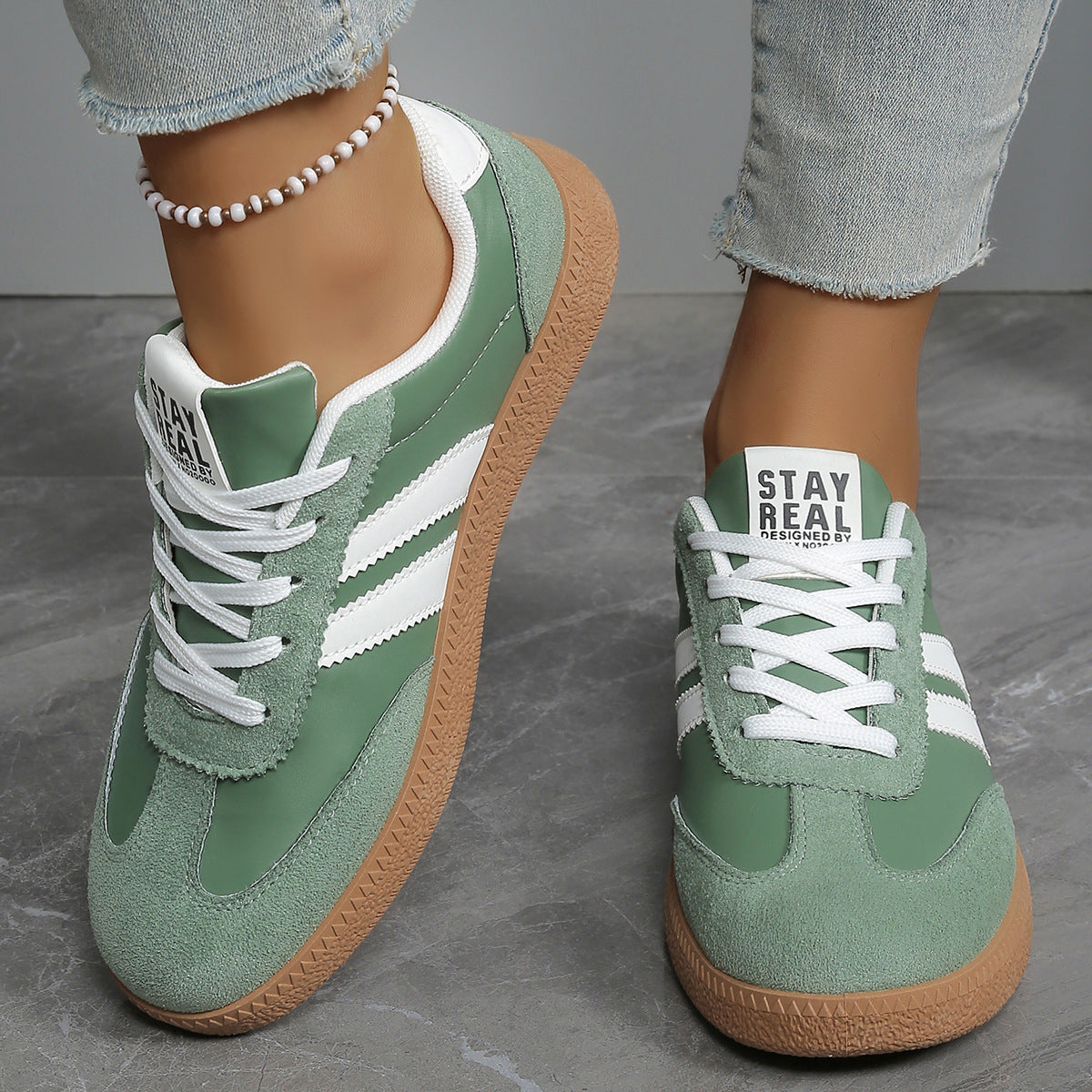 Women’s White Casual Sneakers Breathable Sporty Shoes