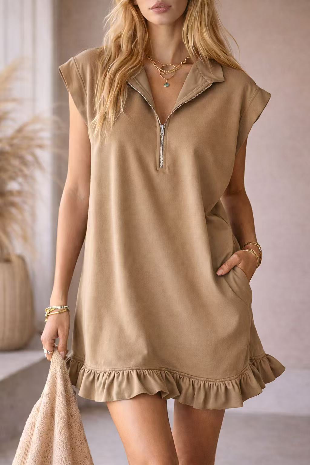 Women’s V-Neck Sleeveless Summer Dress with Pockets