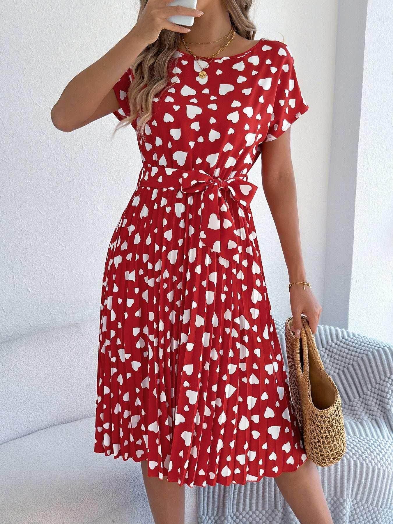 Pleated Heart Print Casual Dress – Mid Length - ZA-Zola