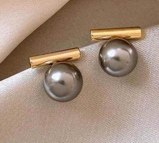 Elegant Pearl Stud Earrings | Real Gold Plated - ZA-Zola