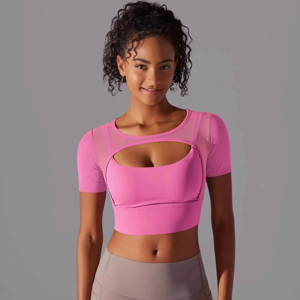 Double Layer Yoga Top - Breathable & Stylish Fit - ZA-Zola