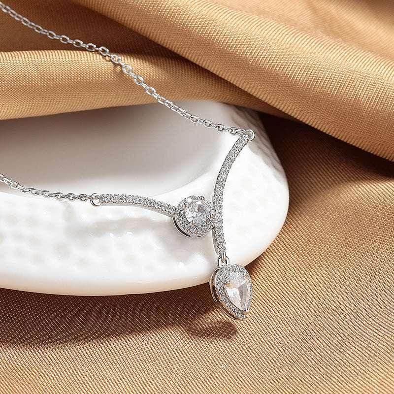 Elegant V-Shaped Zircon Water Drop Necklace - ZA-Zola