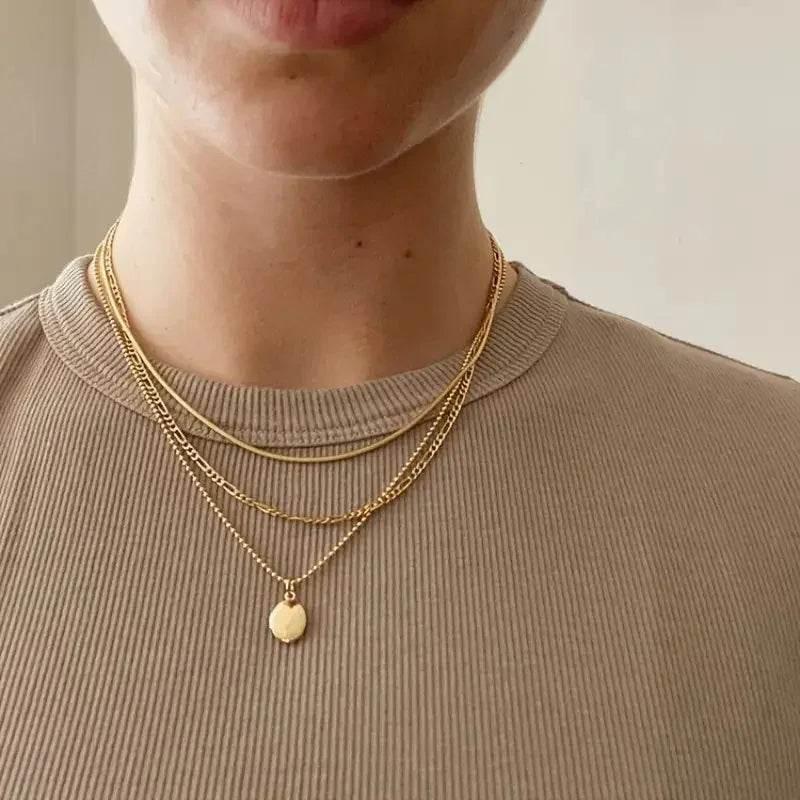 Vintage Oval Pendant Necklace in Gold or Silver - ZA-Zola