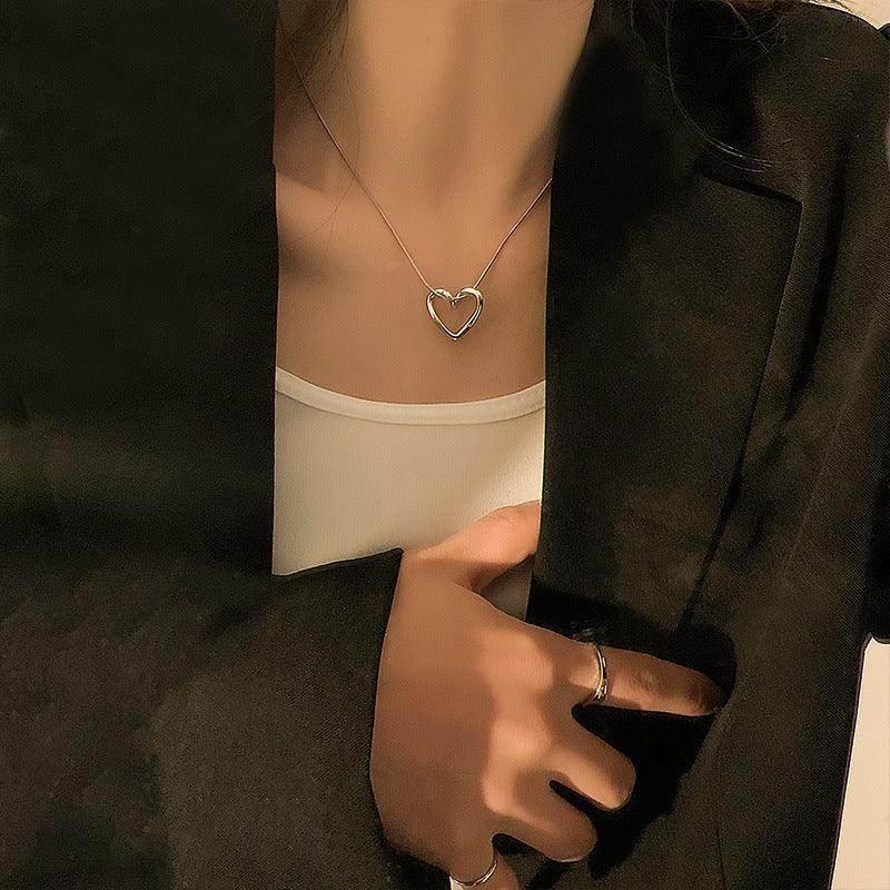 Titanium Steel Hollow Heart Necklace – Simple & Elegant - ZA-Zola