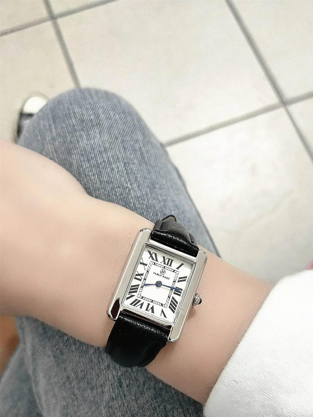 Women's Rectangular Dial Quartz Watch – Elegant & Durable - ZA-Zola